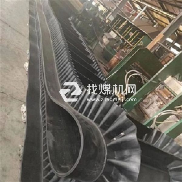 大傾角裙邊隔板帶 大傾角運輸皮帶 煒泰橡膠