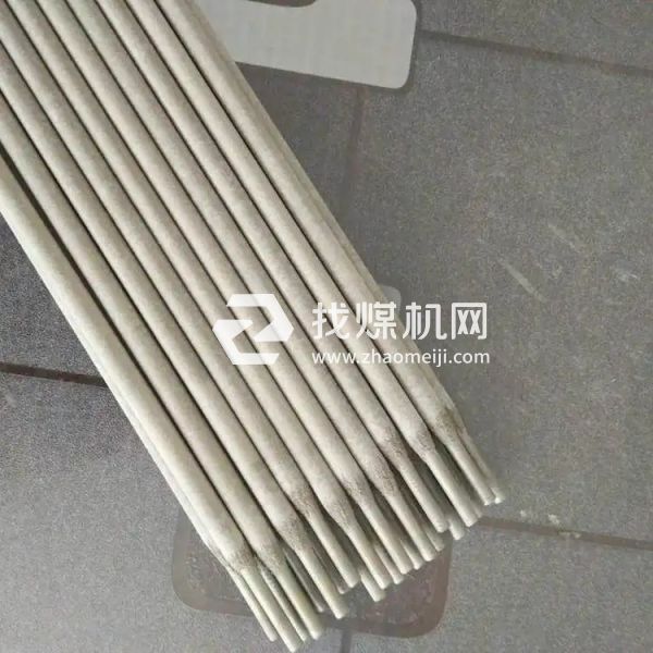 推薦使用專用焊接耐磨焊條，如TH945焊接耐磨板焊條 免預(yù)熱焊接