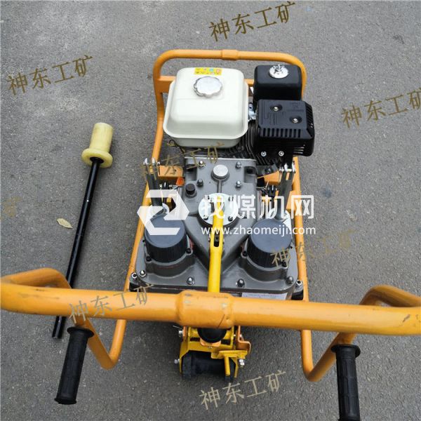 NLB600雙頭內(nèi)燃機(jī)動扳手 四川雙頭內(nèi)燃機(jī)動扳手